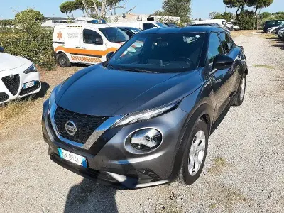 Usata Nissan Juke N-Connecta 114 CV (83 kW) 2022 Grigio SUV