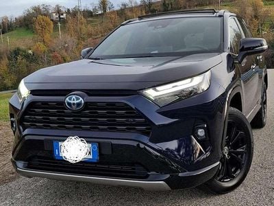 Usata Toyota RAV4 Hybrid Style 218 CV (160 kW) 2023 Blu/azzurro SUV
