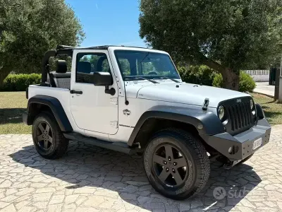 Usata Jeep Wrangler 200 CV (147 kW) 2012 Bianco SUV