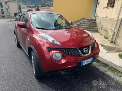 Usata Nissan Juke 110 CV (80 kW) 2012 Rosso SUV