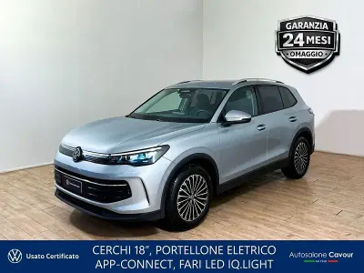 Usata VW Tiguan Edition 150 CV (110 kW) 2025 Dolomite silver SUV