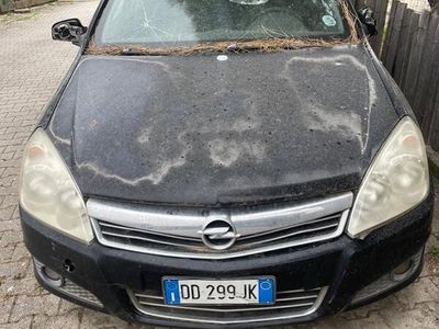 usata Opel Astra station wagon, vendo per pezzi