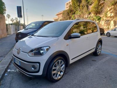 usata VW cross up! - 12/2015 Bianco