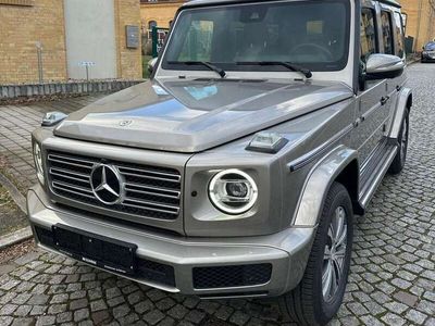 Mercedes G400