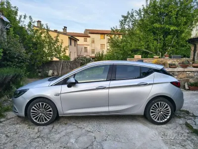 Usata Opel Astra 110 CV (80 kW) 2016 Berlina