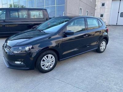 Usata VW Polo 60 CV (44 kW) 2016 Nero metallizzato Berlina