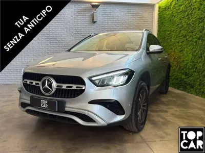 Usata Mercedes GLA200 Advanced 150 CV (110 kW) 2025 Argento metallizzato SUV