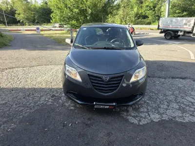 Usata Lancia Ypsilon Platinum 69 CV (50 kW) 2014 Other Utilitaria
