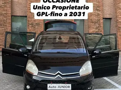 Usata Citroën Grand C4 Picasso Style 120 CV (88 kW) 2010 Nero Monovolume