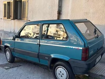 Usata Fiat 750 Young 34 CV (25 kW) 1988 Berlina