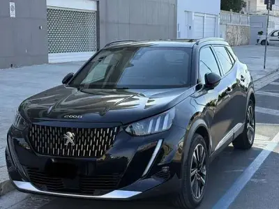 Usata Peugeot 2008 GT 131 CV (96 kW) 2021 Nero SUV