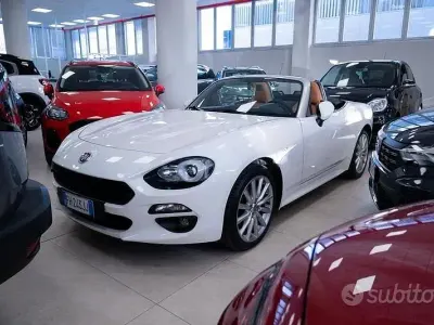 Usata Fiat 124 Spider Lusso 140 CV (102 kW) 2017 Other Cabrio