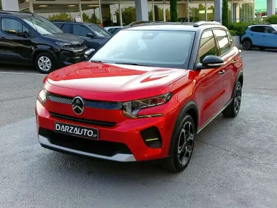 Nuova Citroën C3 PureTech 101 CV (74 kW) 2026 Rosso elixir tetto nero SUV