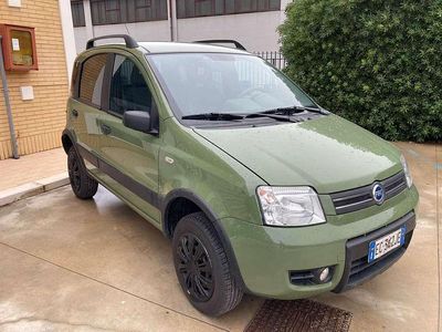 Usata Fiat Panda 4x4 69 CV (50 kW) 2010 Utilitaria