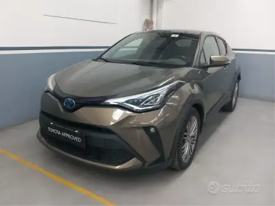 Usata Toyota C-HR Trend 122 CV (89 kW) 2022 Grigio SUV