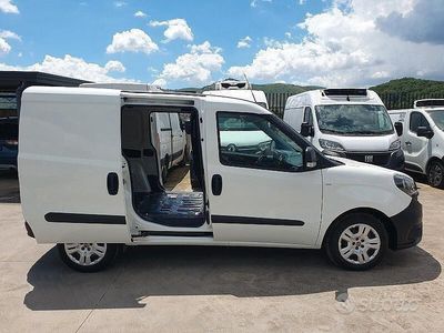 Usata Fiat Doblò S 105 CV (77 kW) 2021 Bianco Monovolume