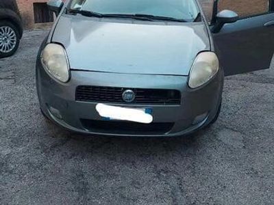 Usata Fiat Grande Punto 75 CV (55 kW) 2006 Utilitaria