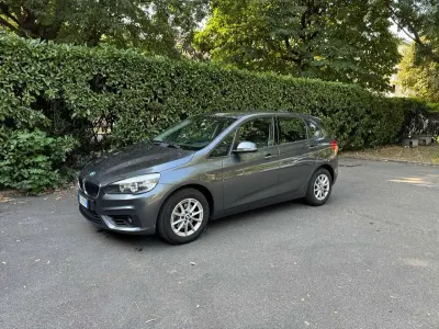 Usata BMW 218 Active Tourer Advantage 150 CV (110 kW) 2015 Grigio Monovolume