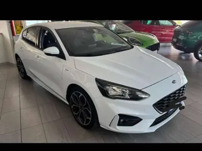 Usata Ford Focus ST-Line 125 CV (91 kW) 2021 Bianco Berlina