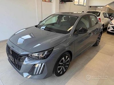 Usata Peugeot 208 Active 101 CV (74 kW) 2024 Grigio Utilitaria