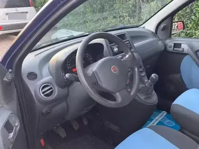 Usata Fiat Panda 69 CV (50 kW) 2006 Utilitaria