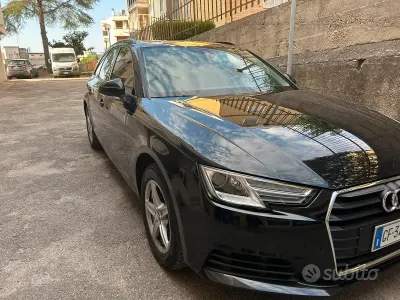 Usata Audi A4 150 CV (110 kW) 2018 Nero Station wagon