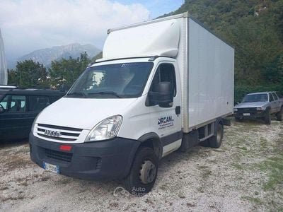 Usata Iveco Daily 177 CV (130 kW) 2008 Bianco