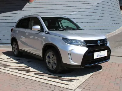 Nuova Suzuki Vitara Cool 110 CV (80 kW) 2026 Argento SUV