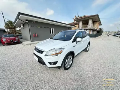 Usata Ford Kuga Titanium 136 CV (100 kW) 2010 Bianco SUV