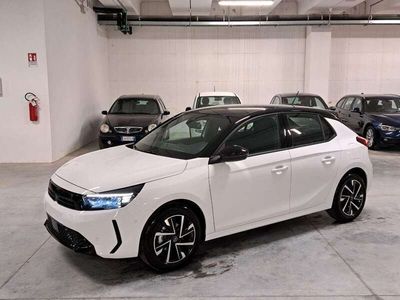 Usata Opel Corsa 75 CV (55 kW) 2024 Bianco Utilitaria