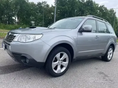 Usata Subaru Forester 147 CV (108 kW) 2009 Grigio SUV