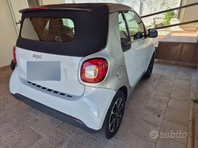 Usata Smart ForTwo Cabrio Passion 71 CV (52 kW) 2017 Bianco Cabrio