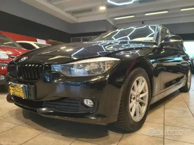 Usata BMW 320 Sport Line 190 CV (139 kW) 2015 Nero Station wagon