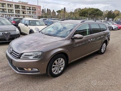 Usata VW Passat Comfortline 150 CV (110 kW) 2011 Grigio scuro Station wagon