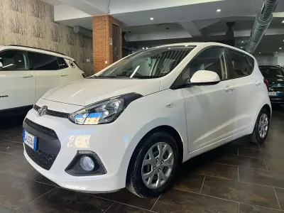 Usata Hyundai i10 87 CV (63 kW) 2014 Bianco Utilitaria