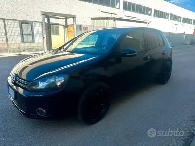 Usata VW Golf VI 110 CV (80 kW) 2009 Utilitaria