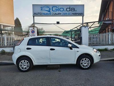 Usata Fiat Punto Street 77 CV (56 kW) 2014 Bianco Utilitaria