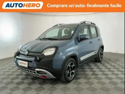 Usata Fiat Panda Cross Cross 70 CV (51 kW) 2021 Blu Utilitaria