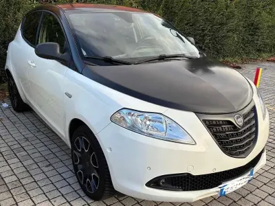 Usata Lancia Ypsilon S 95 CV (69 kW) 2014 Bianco Utilitaria