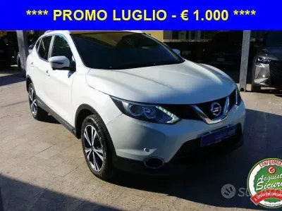 Usata Nissan Qashqai N-Connecta 110 CV (80 kW) 2016 Bianco SUV