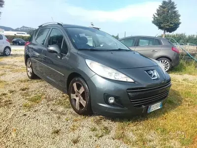 Usata Peugeot 207 73 CV (53 kW) 2009 Grigio Station wagon