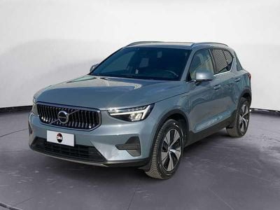 Usata Volvo XC40 Core 211 CV (155 kW) 2022 Argento SUV