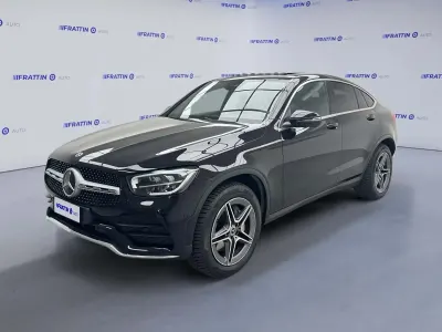 Usado Mercedes GLC300e Premium Plus 306 CV (225 kW) 2022 Negro Coupe