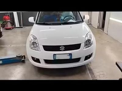 Usata Suzuki Swift 75 CV (55 kW) 2008 Bianco Utilitaria