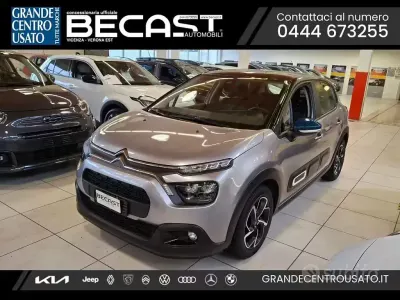 Begagnad Citroën C3 Feel 83 HK (61 kW) 2022 Grå Halvkombi