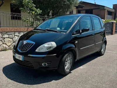 Usata Lancia Musa 77 CV (56 kW) 2009 Nero Monovolume