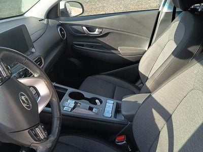 Usata Hyundai Kona XPrime 100 kW (136 CV) 2022 Bianco SUV