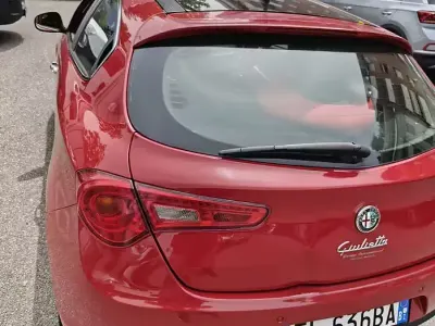 Usata Alfa Romeo Giulietta 170 CV (125 kW) 2012 Rosso Utilitaria