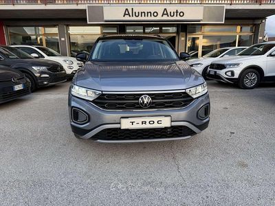 Begagnad VW T-Roc Life 116 HK (85 kW) 2023 Silver SUV