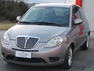 usata Lancia Ypsilon 1.4 Platino Ecochic GPL garanzia 12 mesi